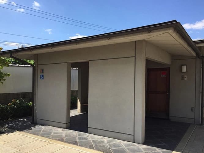加島東霊園