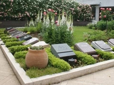 「ふれあいの杜 天空」大阪メモリアルパーク