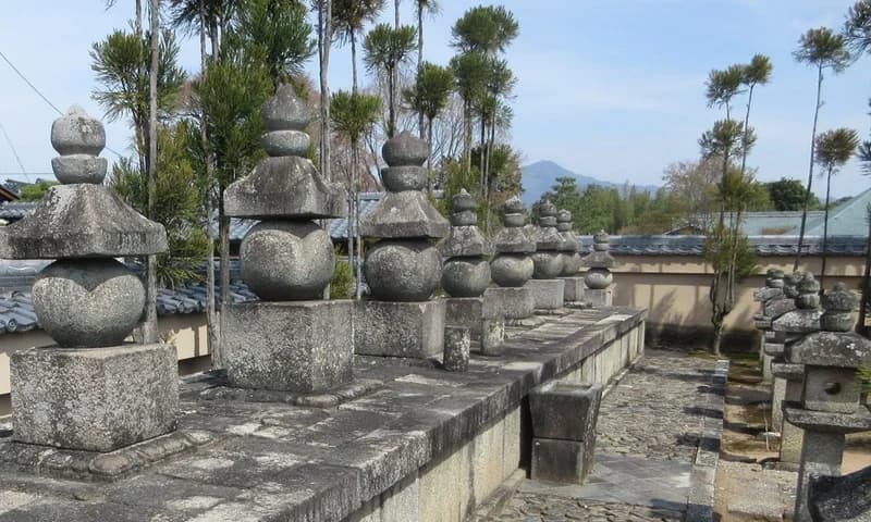 大徳寺塔頭総見院
