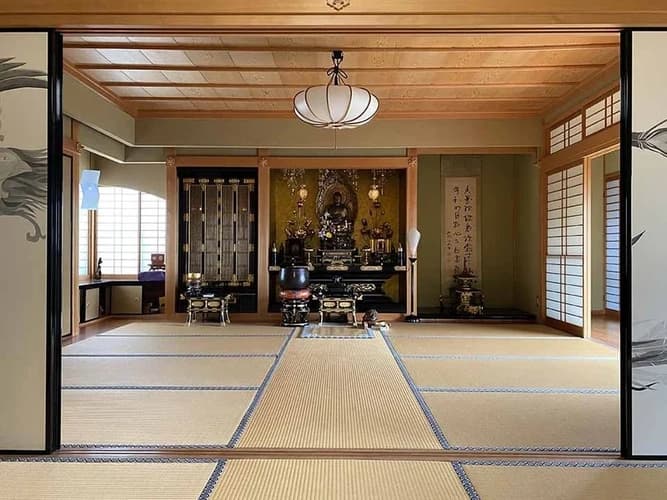 薬薗寺 楽園堂