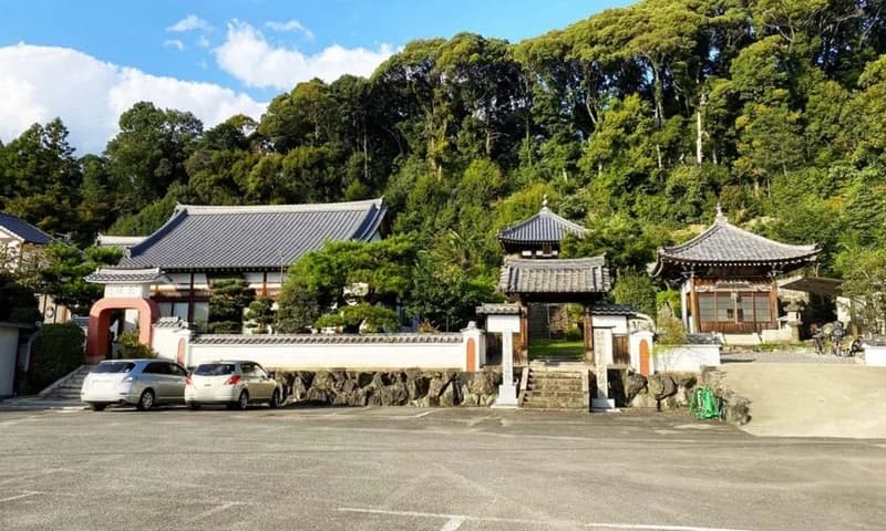 萬松院墓地