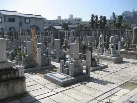善想寺墓地