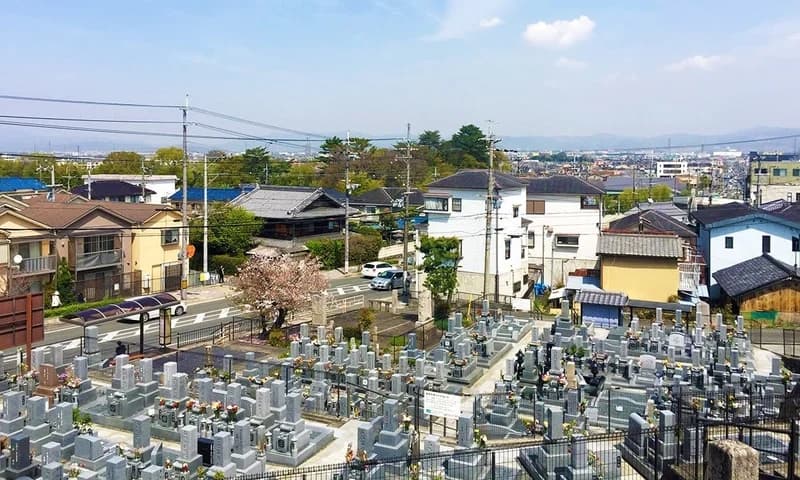 中ノ山墓地