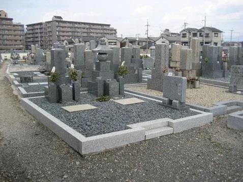 光専寺墓地