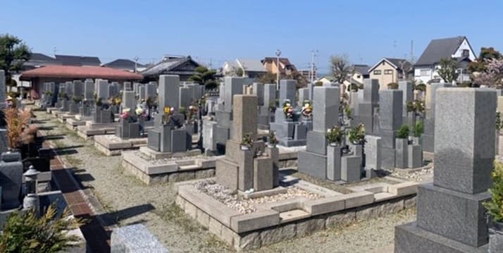 堀池墓地