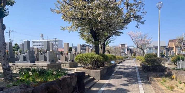 堀池墓地