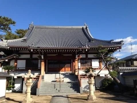 伊丹瑞穂墓地