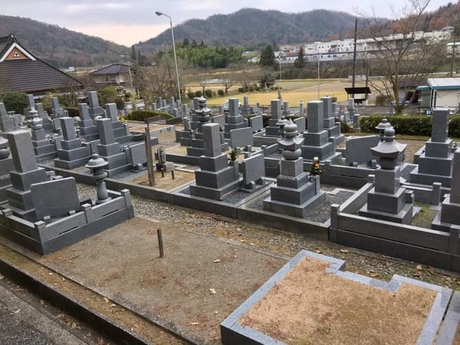 生宝寺霊園