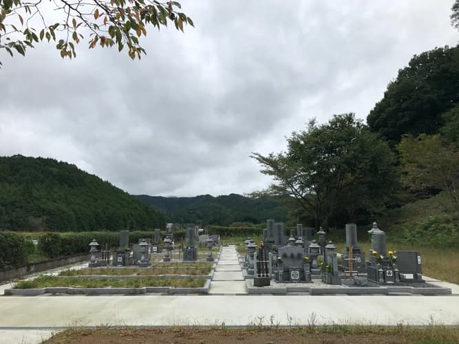 佐谷霊園