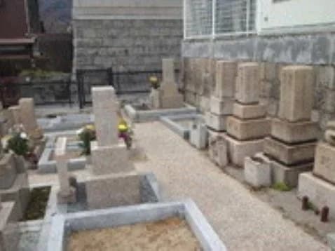 法泉寺春日野墓地
