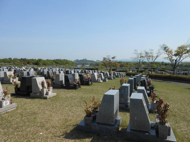 神戸市立 西神墓園