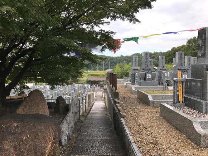 西教寺霊苑