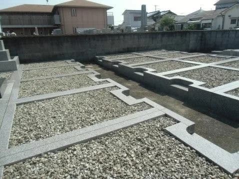 日輪寺南墓地