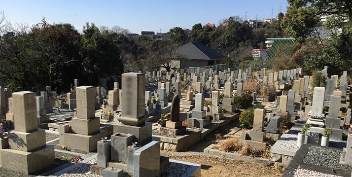 荒神山墓地