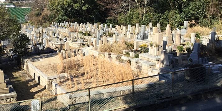 荒神山墓地