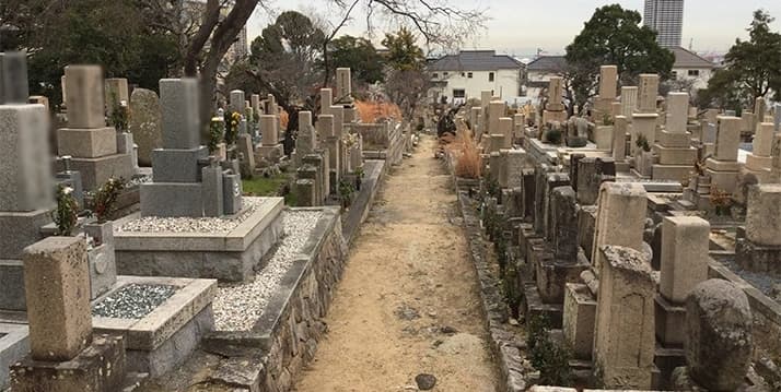 小林墓地