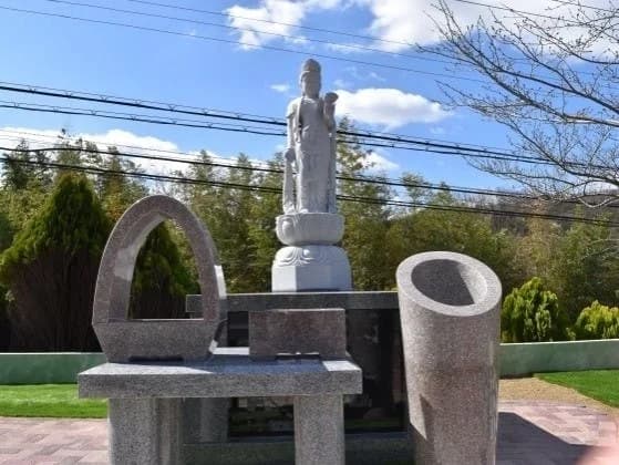 神戸平和霊苑 樹木葬「天花の苑」
