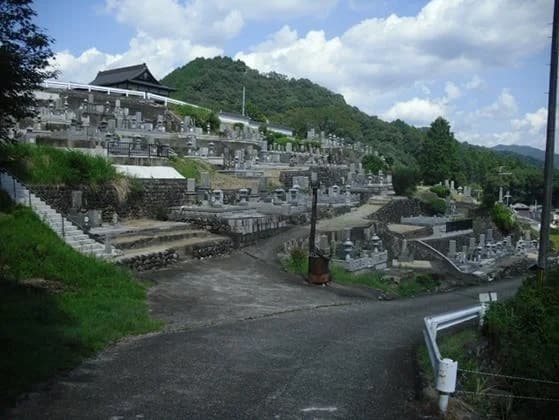 龍音寺墓地
