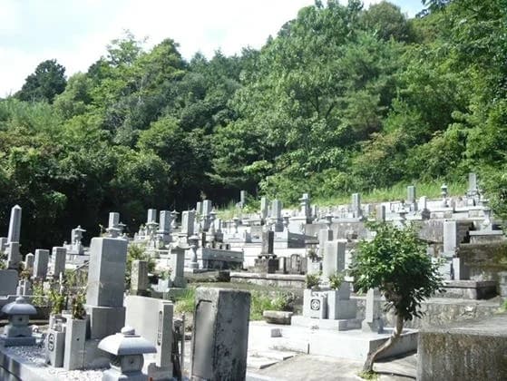 長昌寺墓地