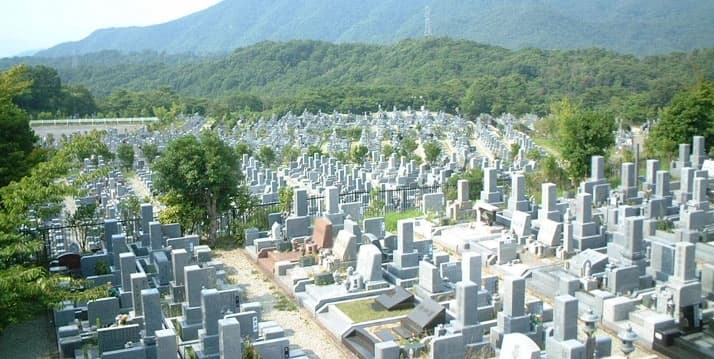 西宮市営 白水峡公園墓地
