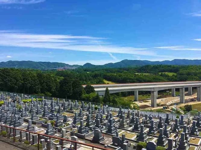 仏心霊園 一般墓・樹木葬
