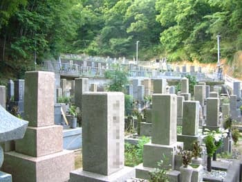 淡路市営 岩屋茶間墓地