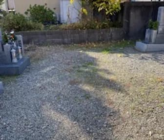 稱佛寺墓地