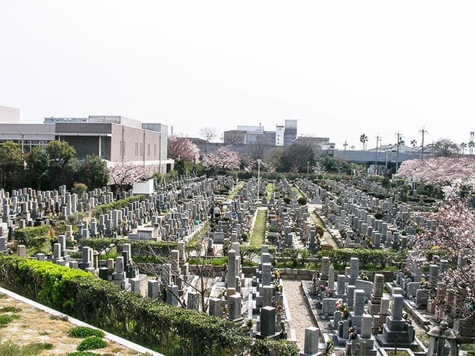 尼崎市弥生ケ丘墓園