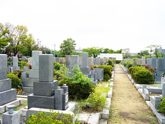 尼崎市弥生ケ丘墓園