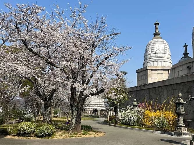 姫路市営 名古山霊苑