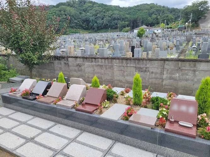 観音寺墓堂・樹木葬式納骨堂