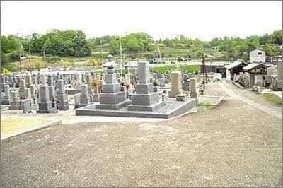 墓山墓地