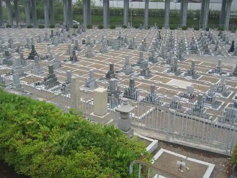 原・東山霊園