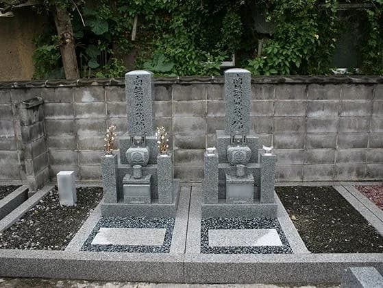 徳性寺墓所
