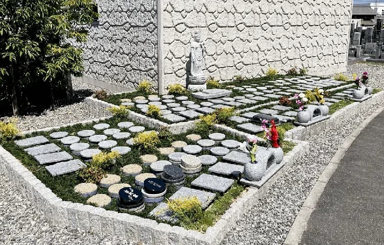 「愛樹木葬」近江八幡樹木葬墓地