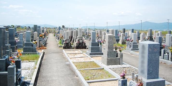 矢島墓地