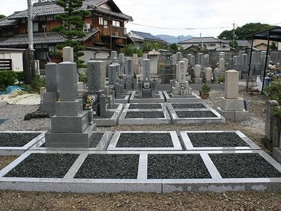 済福寺墓所