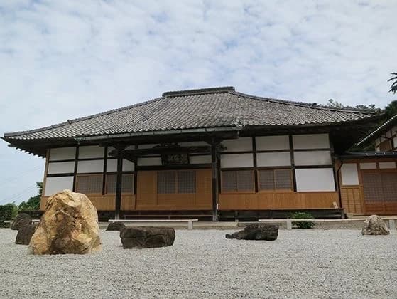 天寧寺墓苑