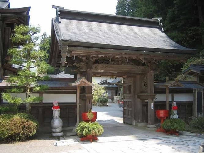高野山 奥の院 永代供養墓「佛舎利宝塔」