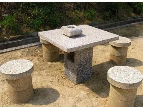 ともぶち霊園