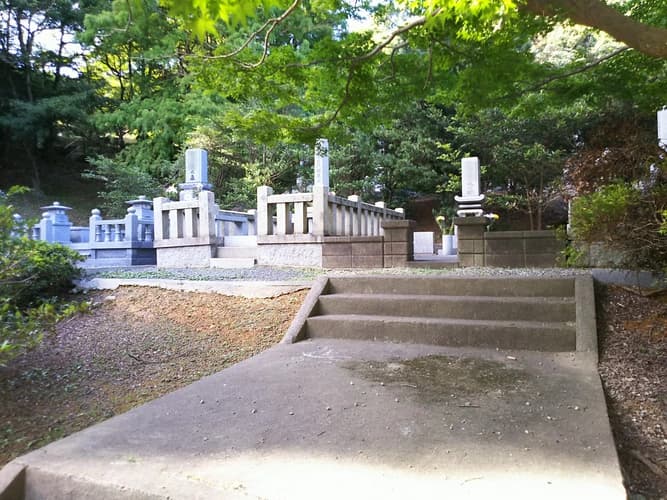 北九州市立 城山霊園