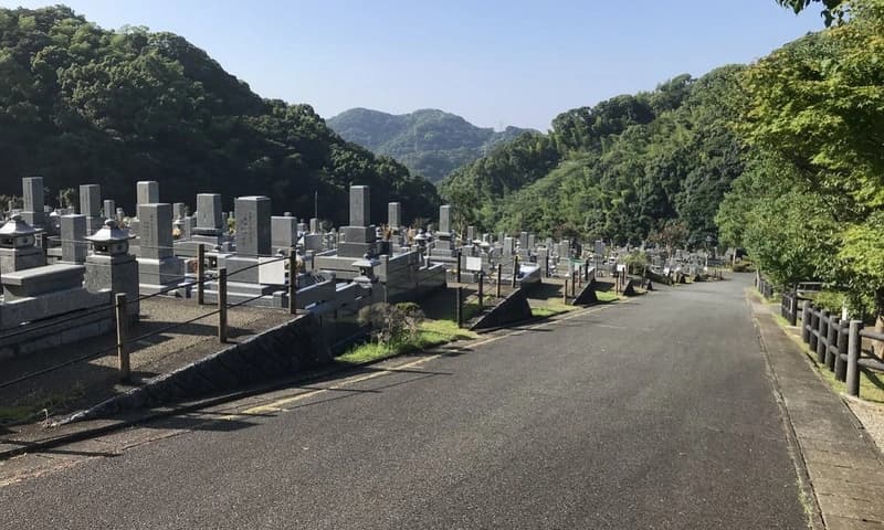 福岡市立 三日月山霊園