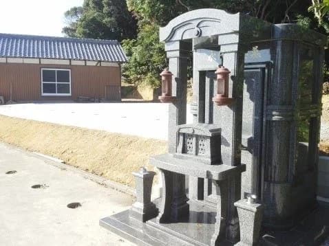 新法寺墓苑