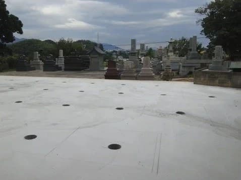 新法寺墓苑
