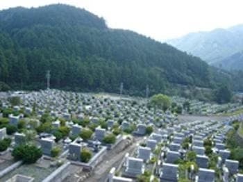 西部墓地公園