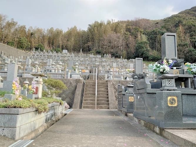 前原加布里霊園