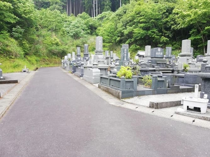 佐伯市中山墓園