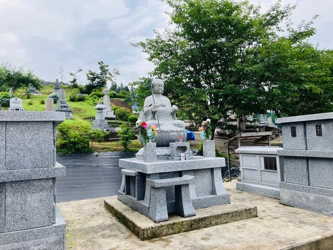 宝興寺 自然葬 ～好きな樹木の下で眠る樹木葬～