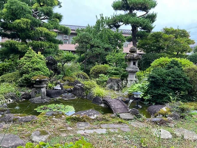 榮凉寺 のうこつぼ