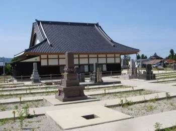 西蓮寺墓苑